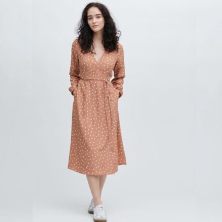 Крепова сукня на запах UNIQLO у горох