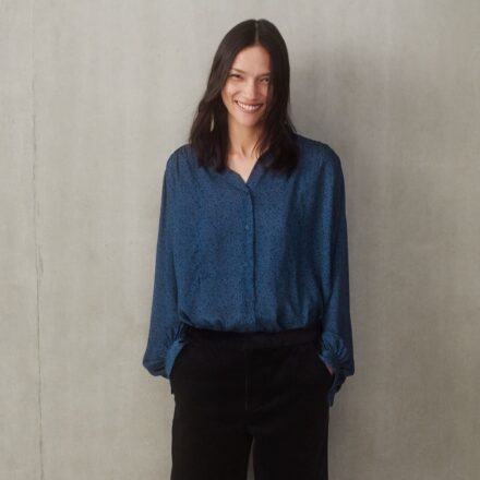 Об'ємна сорочка преміум-серії UNIQLO:C