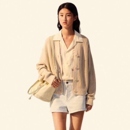 Напівпрозора сорочка преміум-серії UNIQLO U