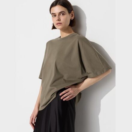 Вільна футболка UNIQLO з подовженим рукавом