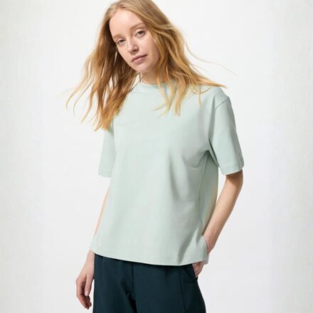 Базова футболка UNIQLO з технологією AIRism