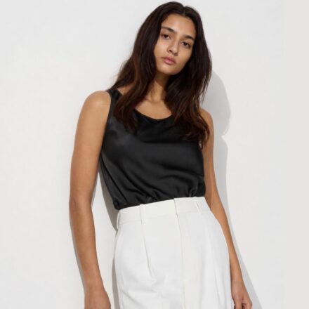 Атласна майка UNIQLO